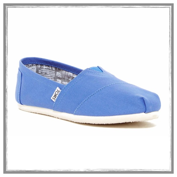 TOMS Medium Blue Classic Slip-Ons - Picture 3 of 4